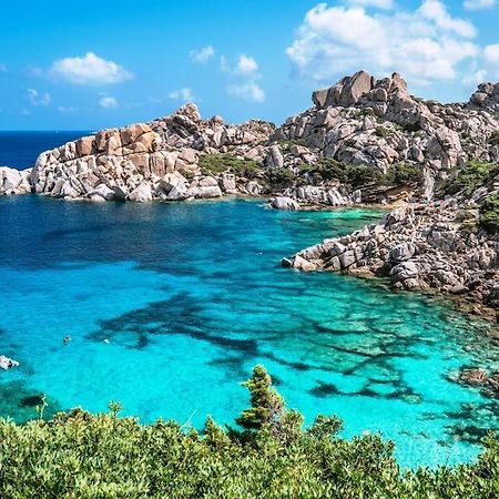 Appartamento A Baia Santa Reparata Exterior foto