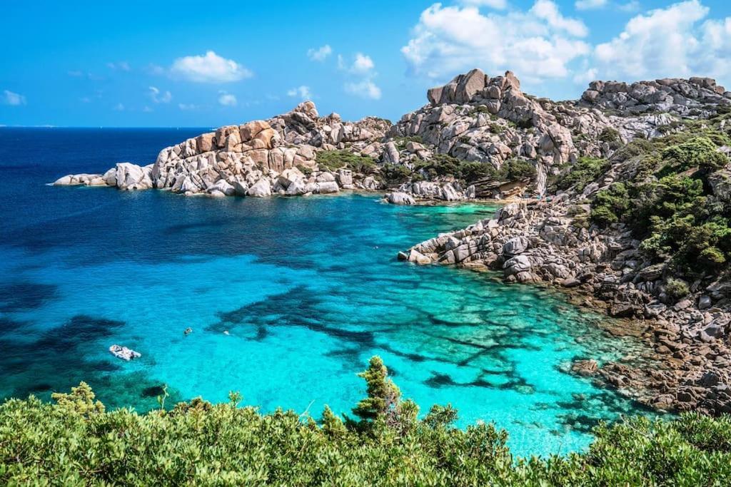 Appartamento A Baia Santa Reparata Exterior foto